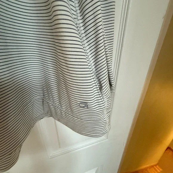 Like new! GAP Gray and White Relaxed Long Sleeve Hoodie - Picture 3 of 4